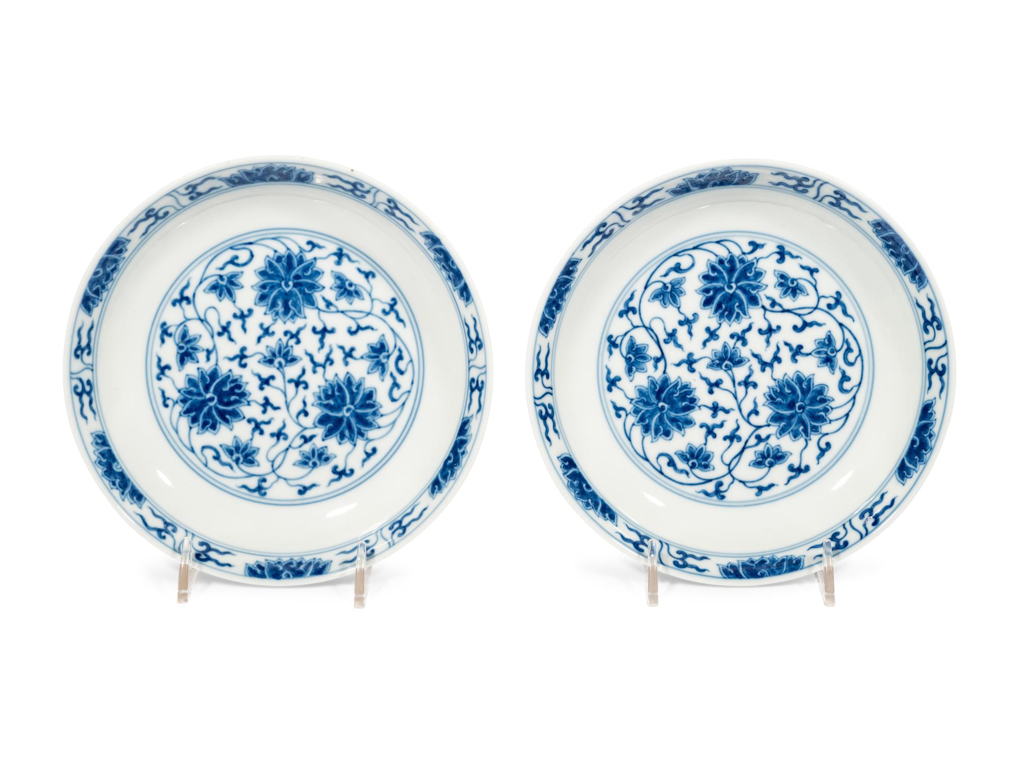 A Pair of Blue and White Porcelain 'Lotus' Plates