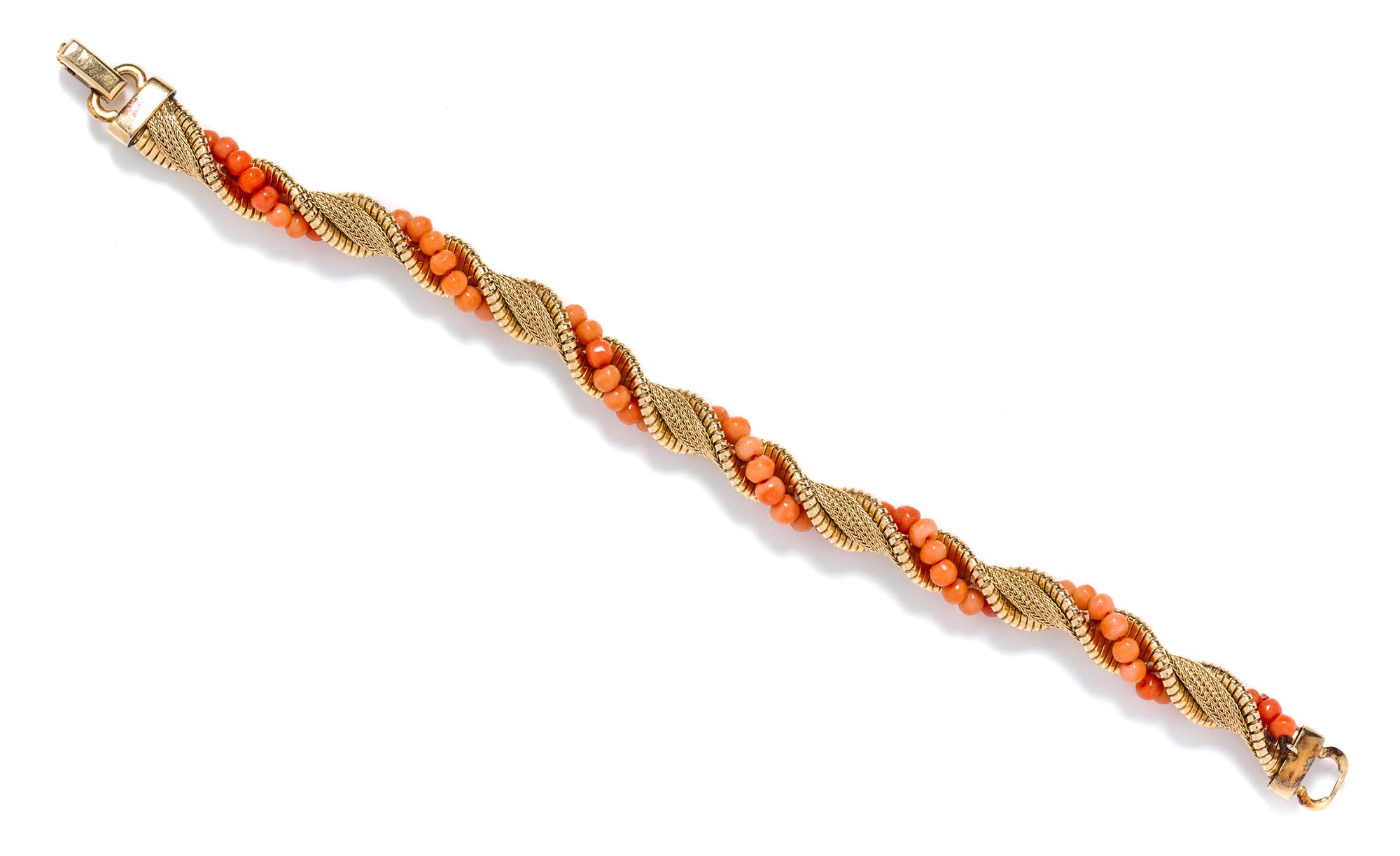 A Yellow Gold and Coral Bracelet, 16.60 dwts.
