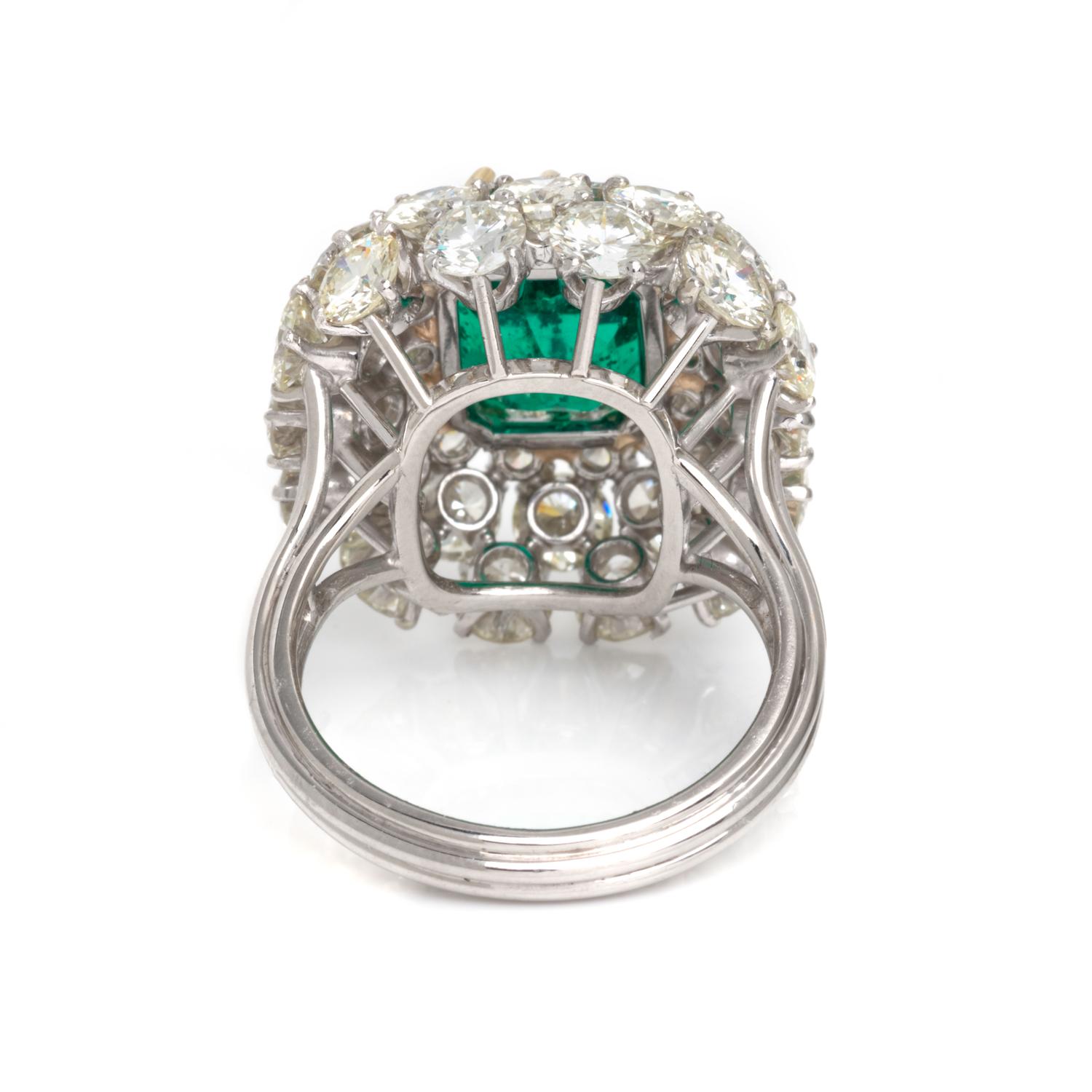 EMERALD AND DIAMOND RING