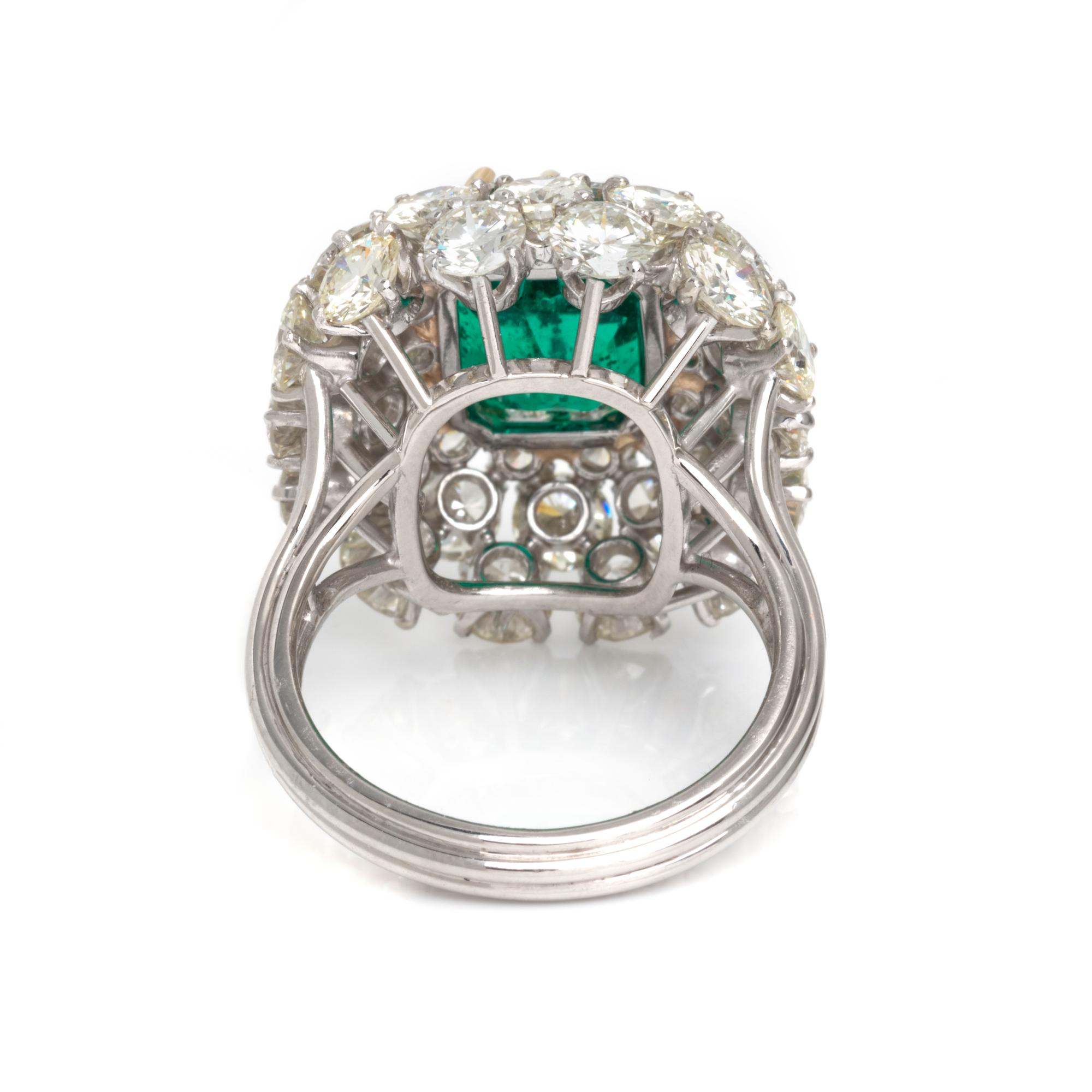 EMERALD AND DIAMOND RING