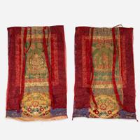 A pair of Tibetan or Nepalese needlework and appliqued silk thanka 西藏或尼泊尔唐卡两幅