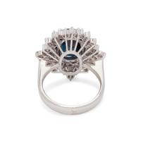 SAPPHIRE AND DIAMOND RING