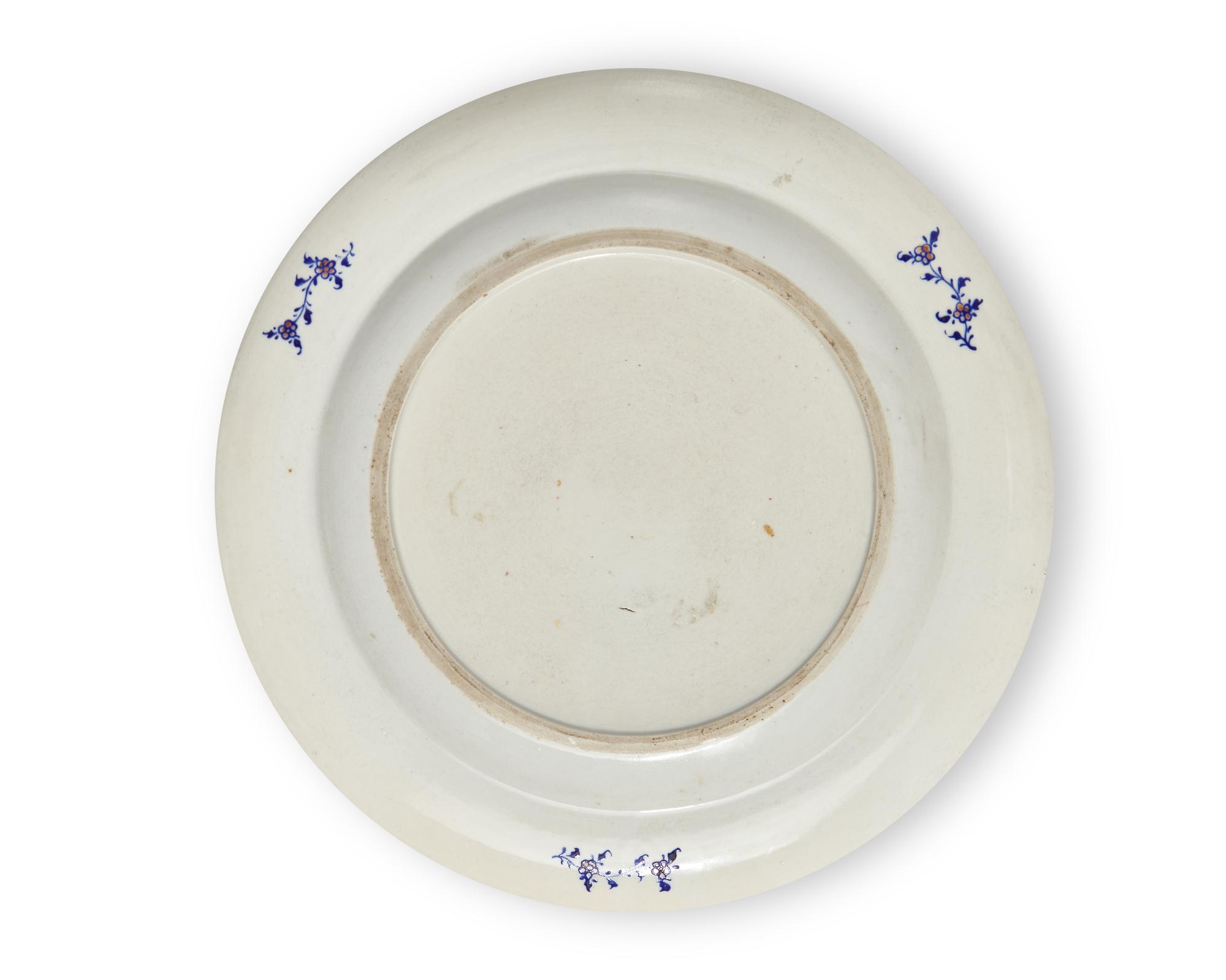 A Chinese Export Porcelain "Pseudo Tobacco-Leaf" Dinner Plate And Platter