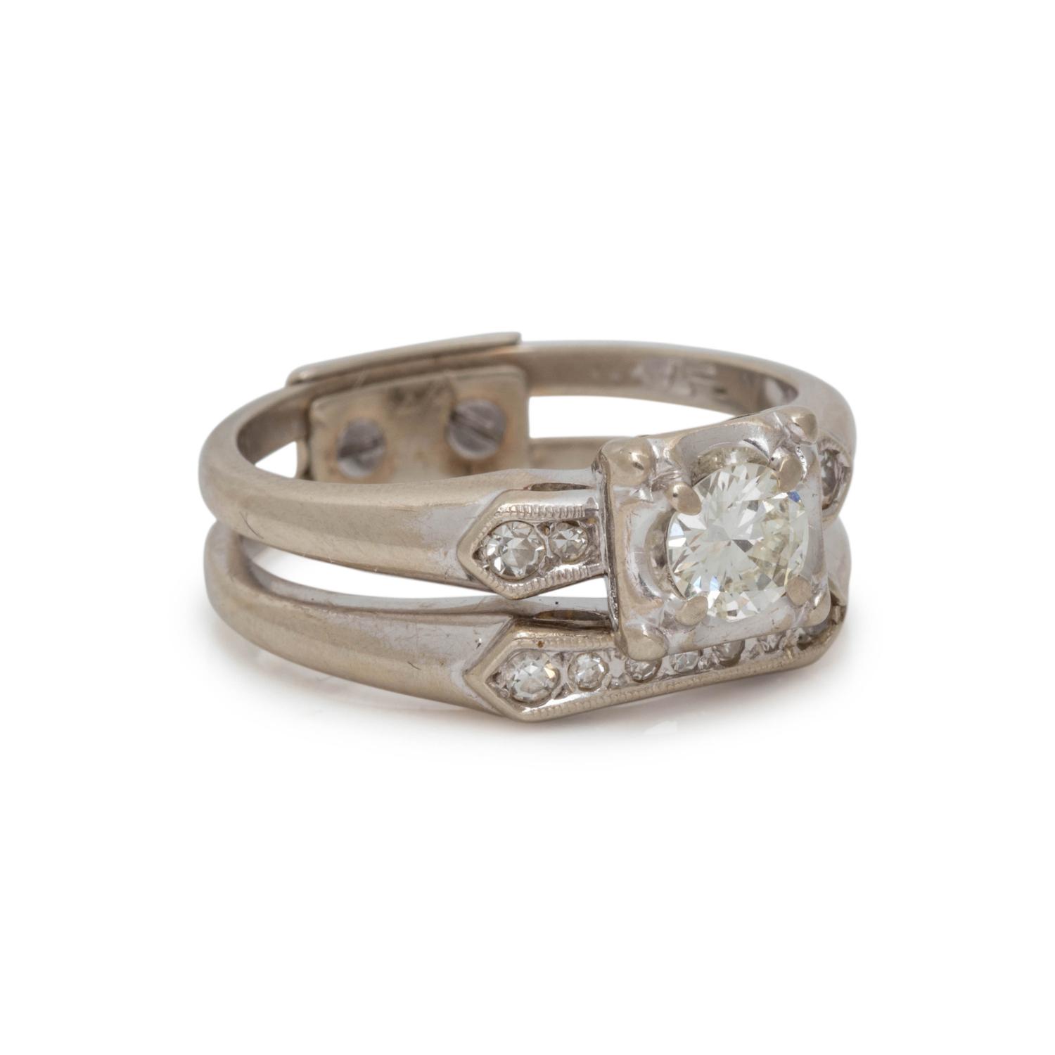 DIAMOND RING