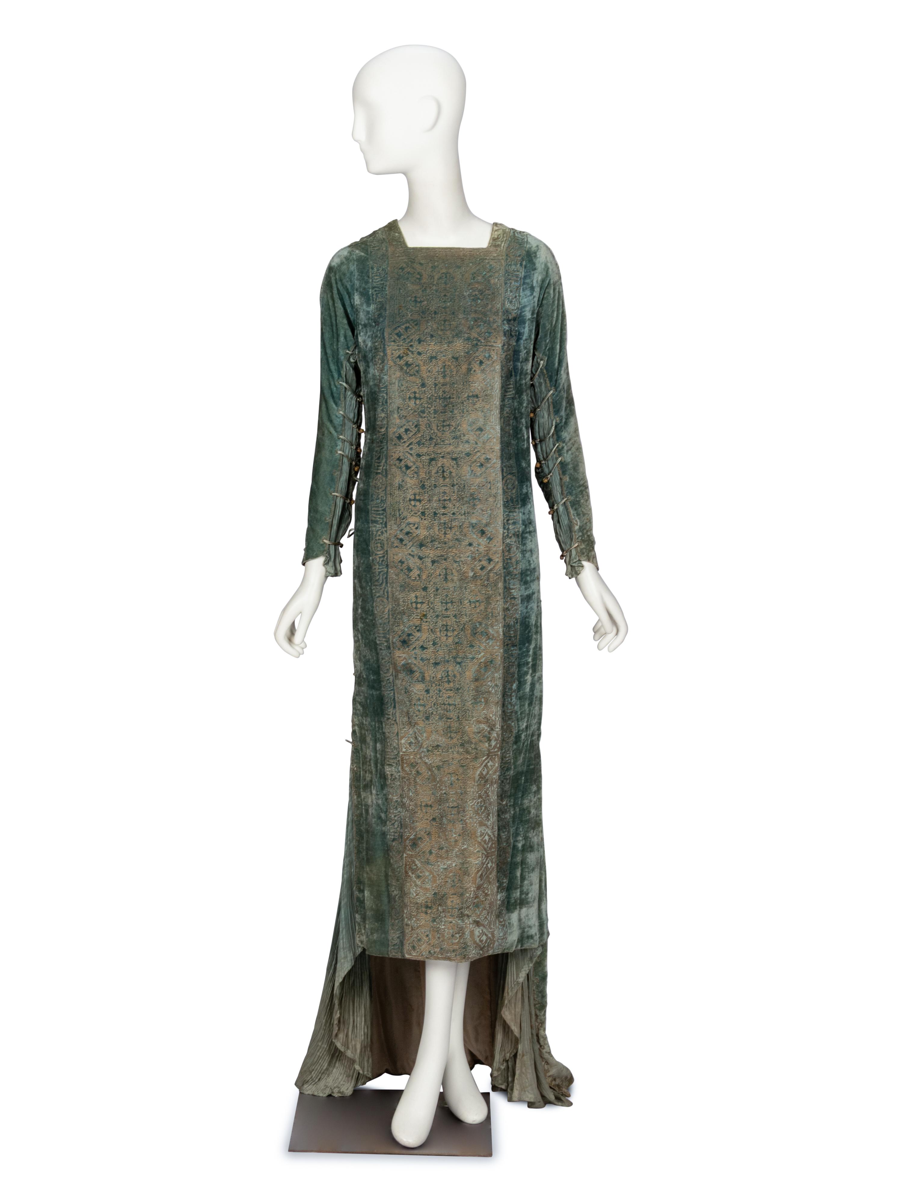 Mariano Fortuny, Stenciled Velvet & Pleated Silk Dress