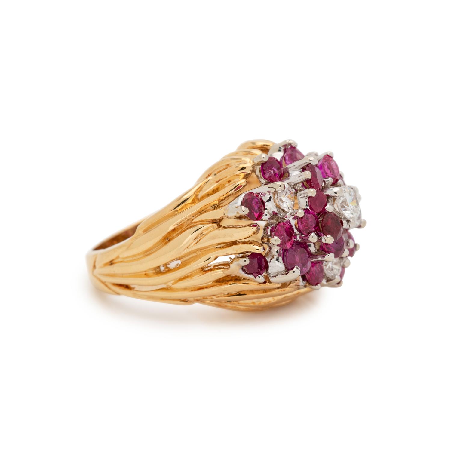 YELLOW GOLD, RUBY AND DIAMOND RING