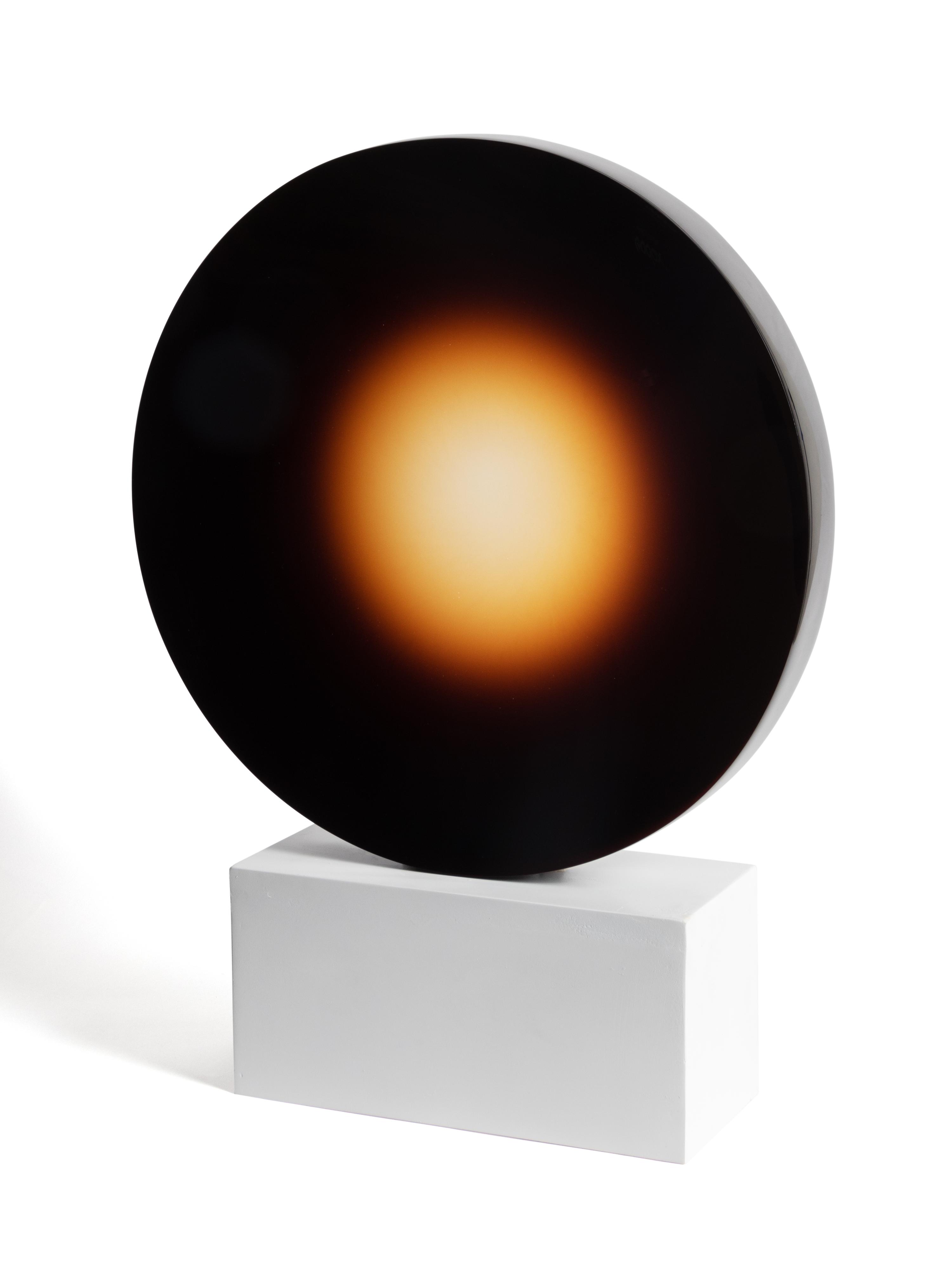 Untitled (parabolic lens)