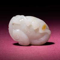 A Small Chinese Russet and Jade 'Bat and Lingzhi' Carving, 18th/19th Century — 清中期 白玉留皮靈芝福壽佩