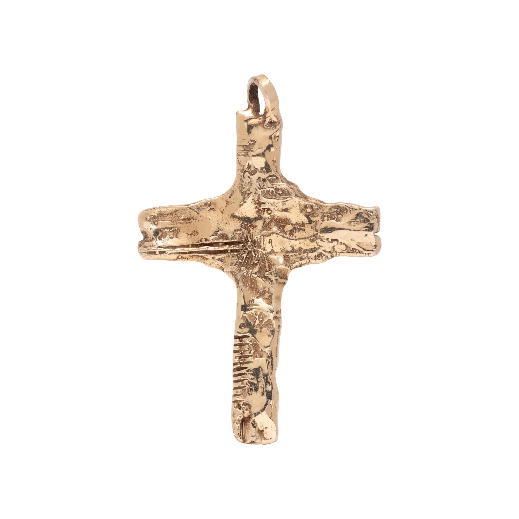 YELLOW GOLD CROSS PENDANT