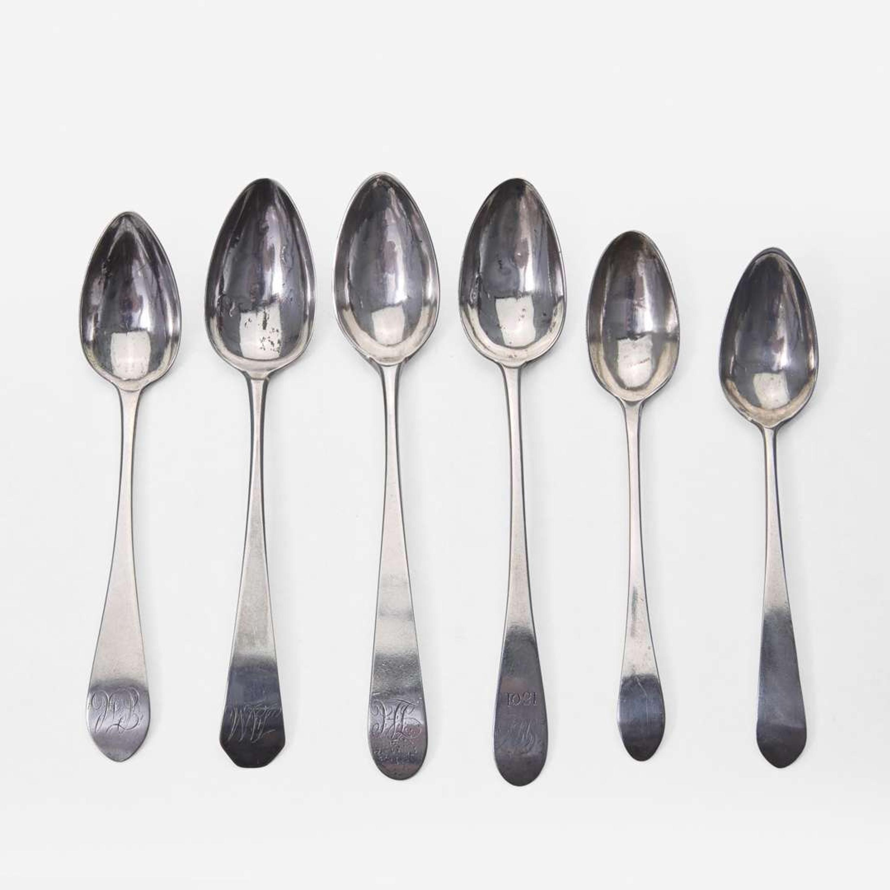 A large collection of twenty-five bird-back and fancy-back teaspoons Various makers, Lancaster, Reading, Philadelphia, PA, and Burlington, NJ, circa 1780-1820