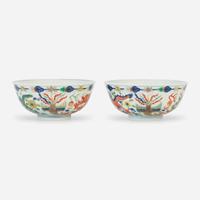 A pair of Chinese wucai "Dragon and Phoenix" bowls 五彩龙凤碗一对 Xuantong six-character mark ?????