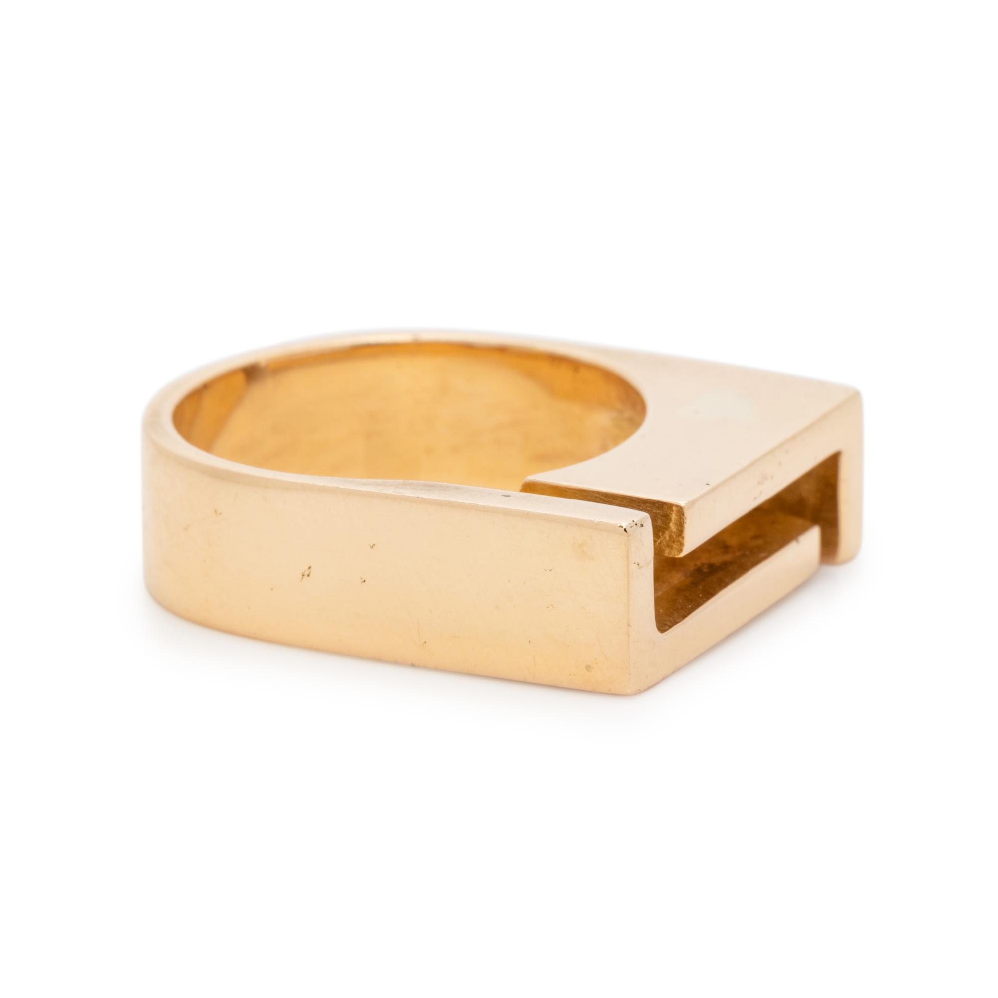 YELLOW GOLD RING