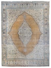 A Tabriz Wool Rug 14 feet 9 inches x 11 feet 9 inches. — EARLY 20TH CENTURY