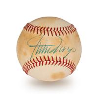 A Vintage Willie Mays Signed Autograph Baseball (Beckett Authentication Services BAS Certified),