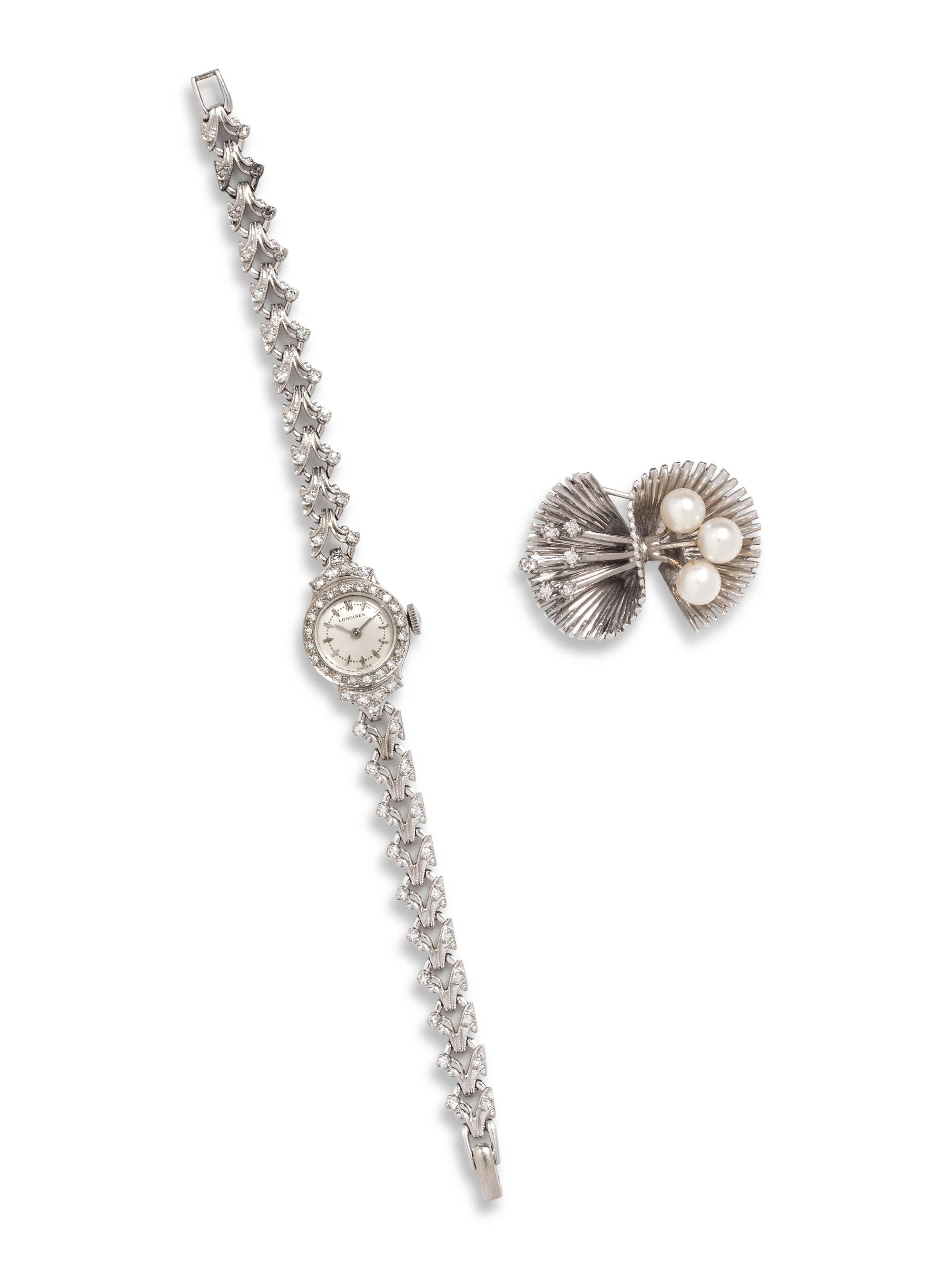 COLLECTION OF WHITE GOLD AND DIAMOND JEWELRY
