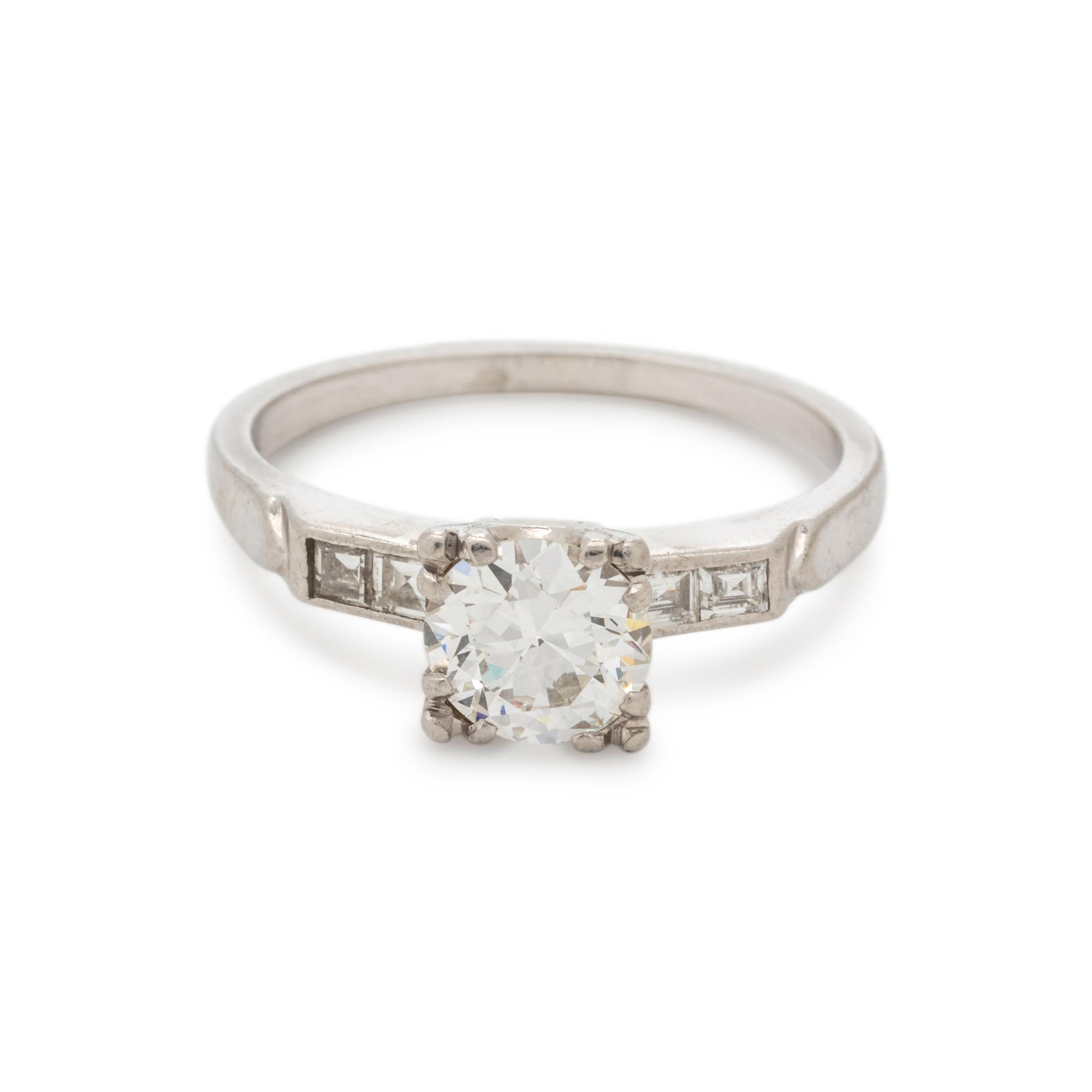 DIAMOND RING