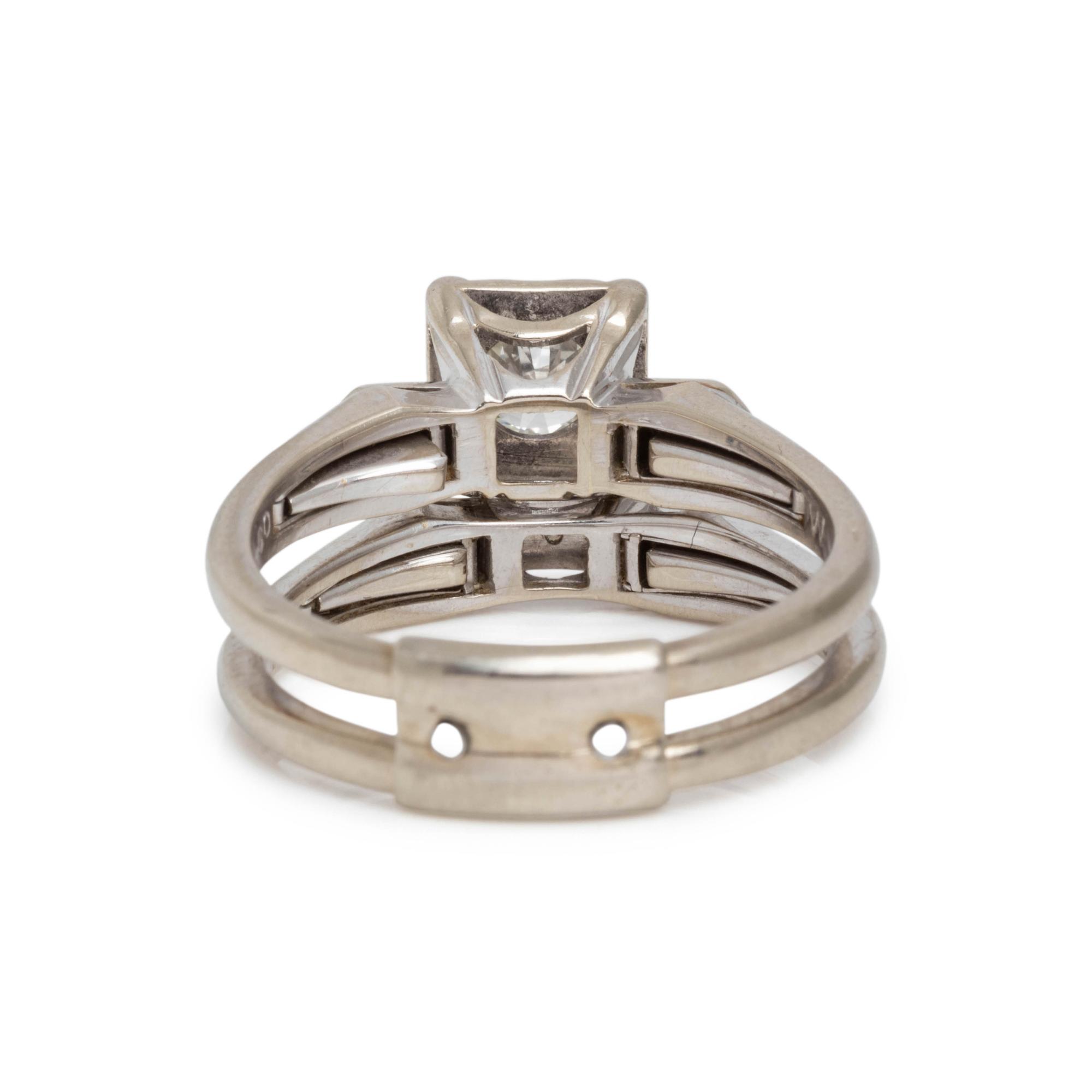 DIAMOND RING