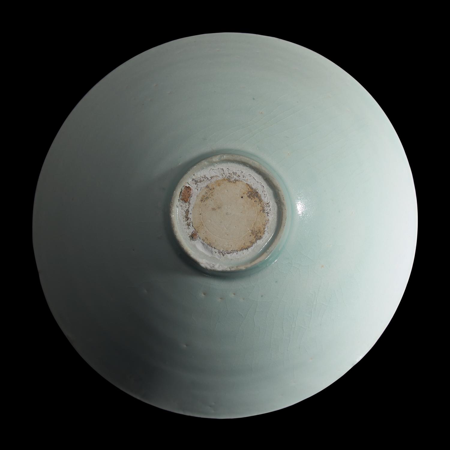 A Chinese Qingbai Incised "Boys" Bowl, Southern Song Dynasty 南宋 青白刻劃花盌