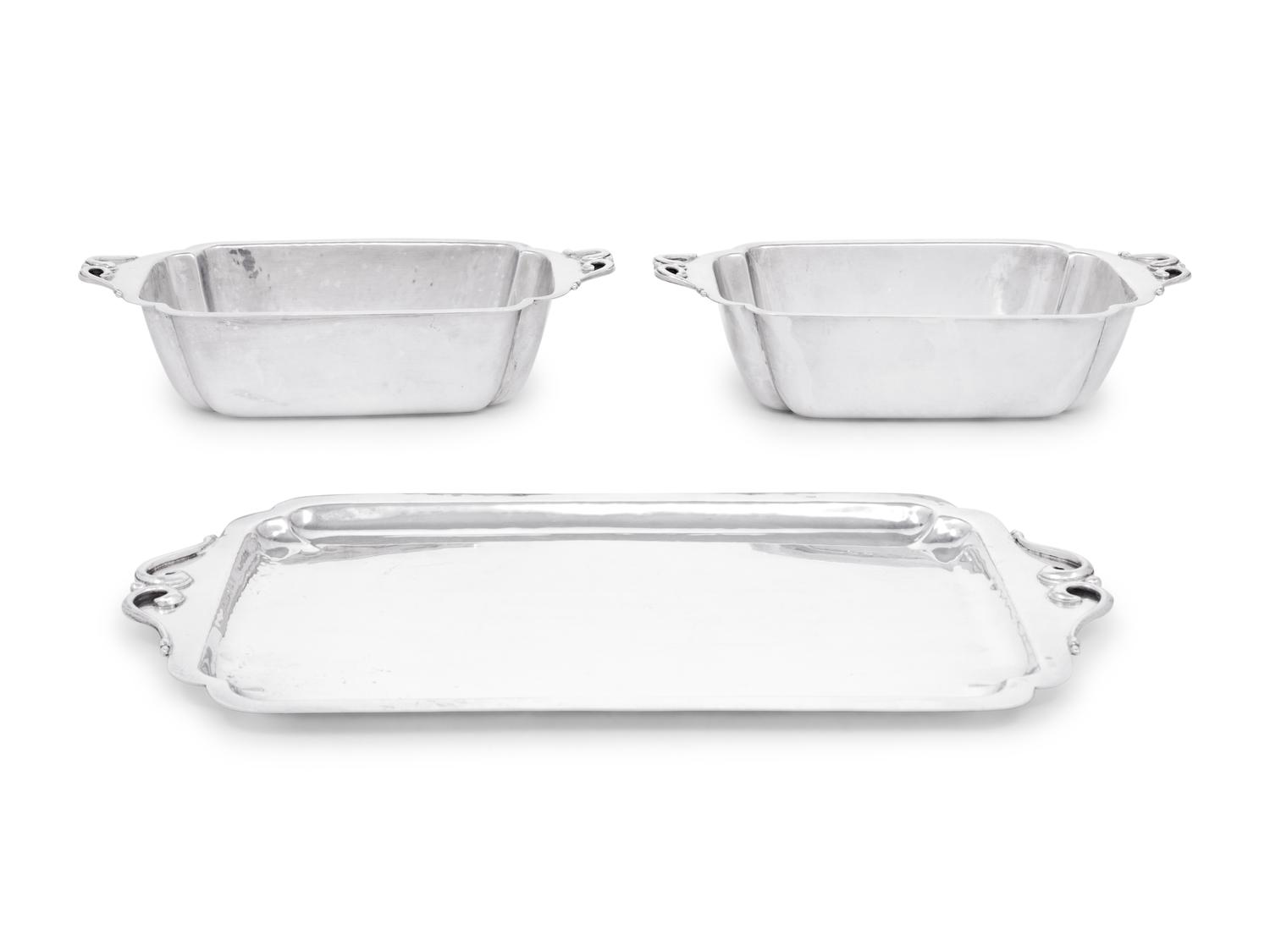 A Cellini Craft Three-Piece Dish Set