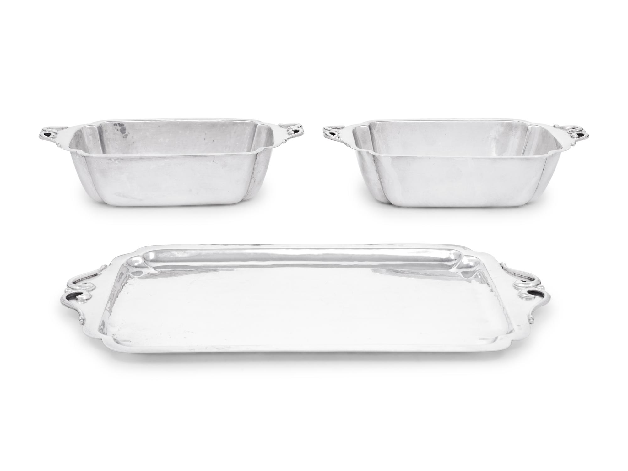 A Cellini Craft Three-Piece Dish Set