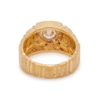 YELLOW GOLD AND DIAMOND RING
