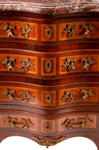 A Louis XV Style Kingwood and Tulipwood Petit Commode — 19TH CENTURY