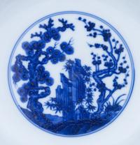 A Blue and White Porcelain 'Three Friends' Plate