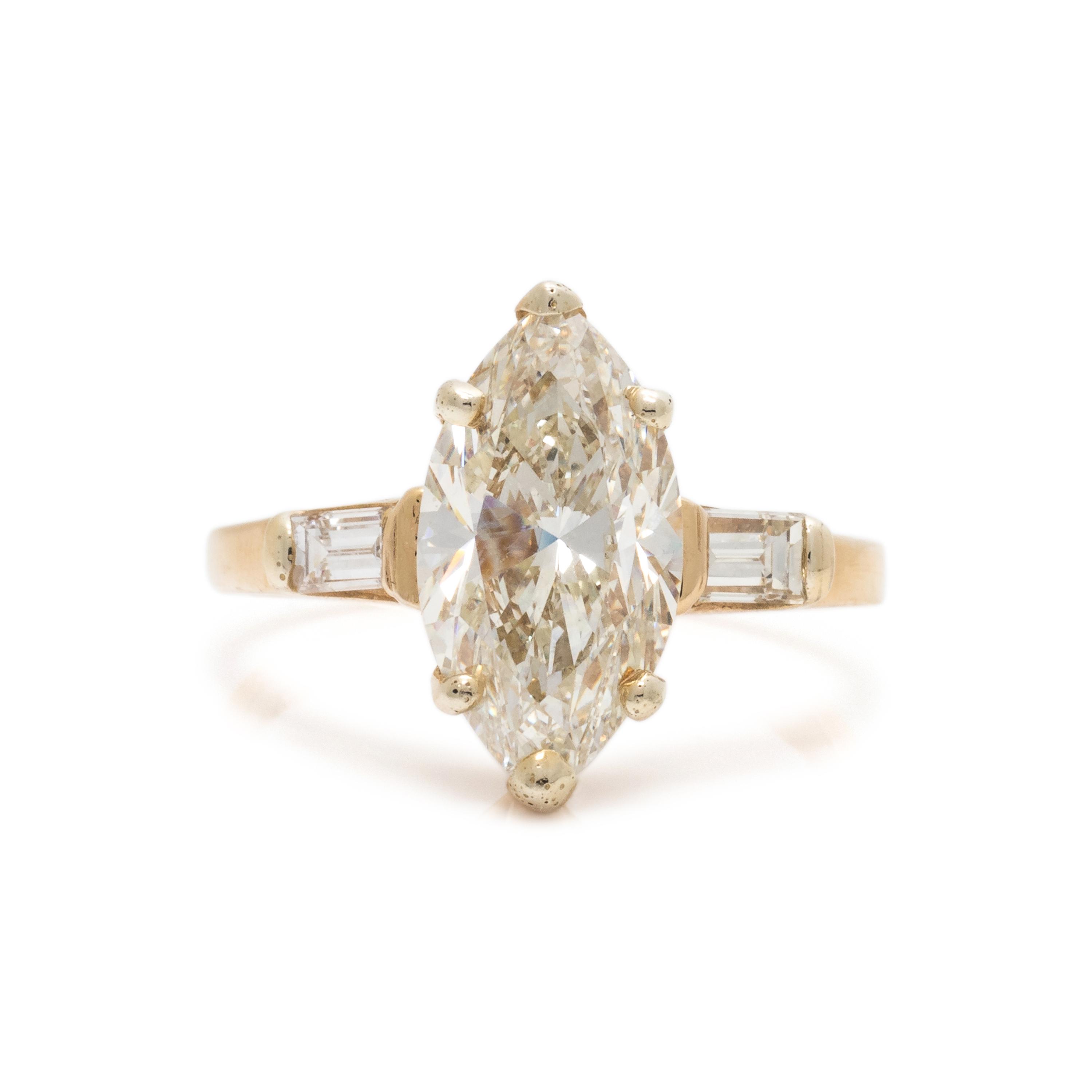DIAMOND RING