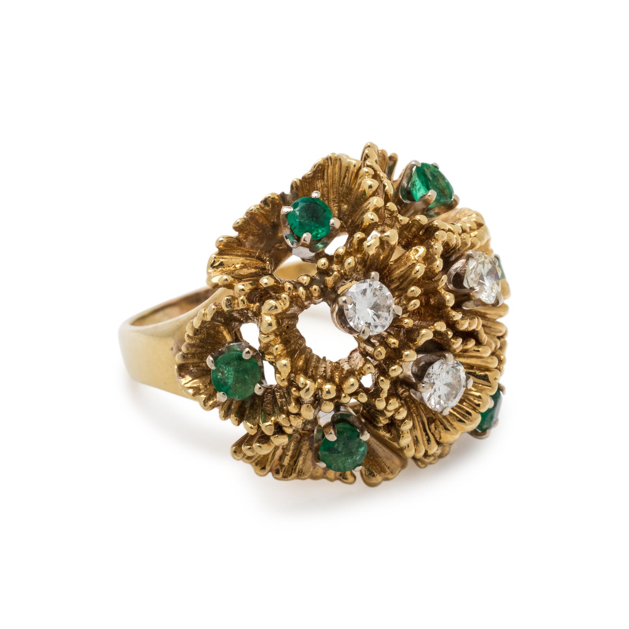 YELLOW GOLD, DIAMOND AND EMERALD RING