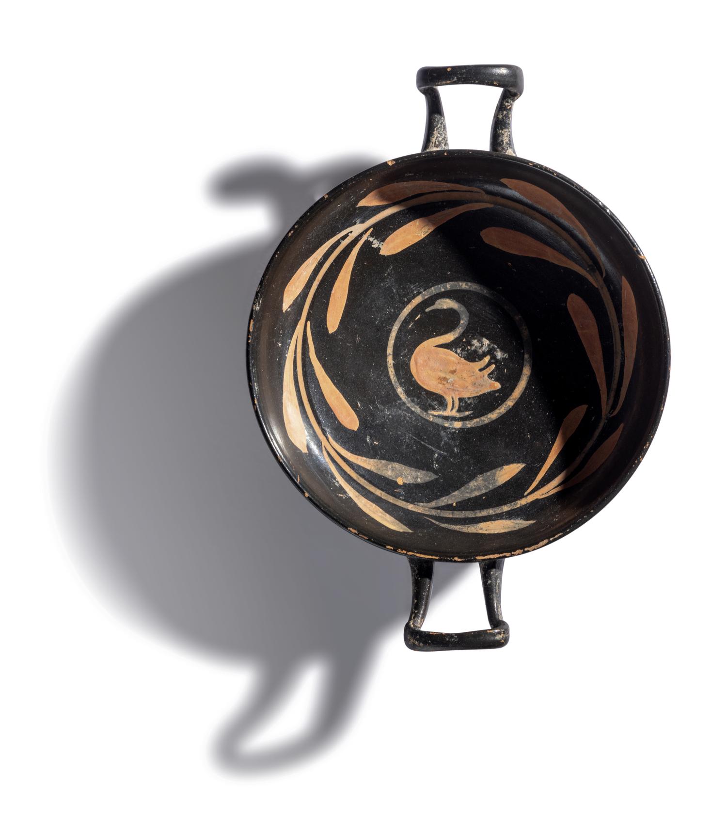 An Apulian Xenon-Ware Stemless Kylix