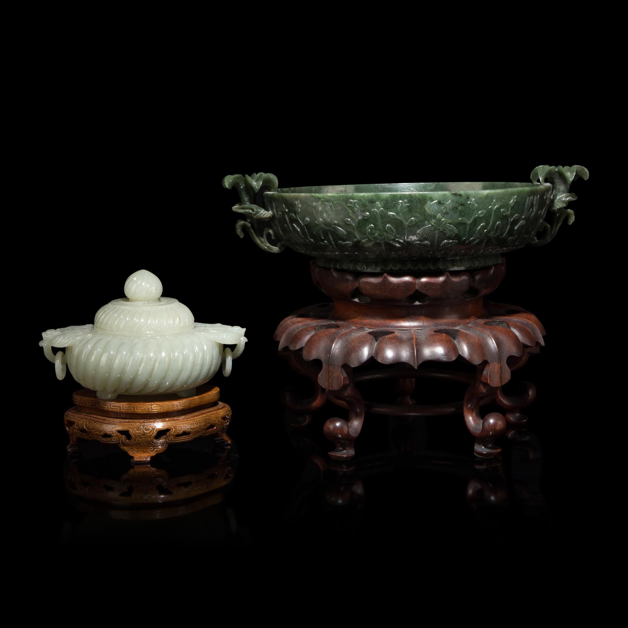 Two Chinese Jade Vessels, 20th Century 近代 碧玉雙耳洗及青白玉香爐
