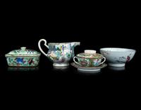 Four Chinese Export Porcelain Articles