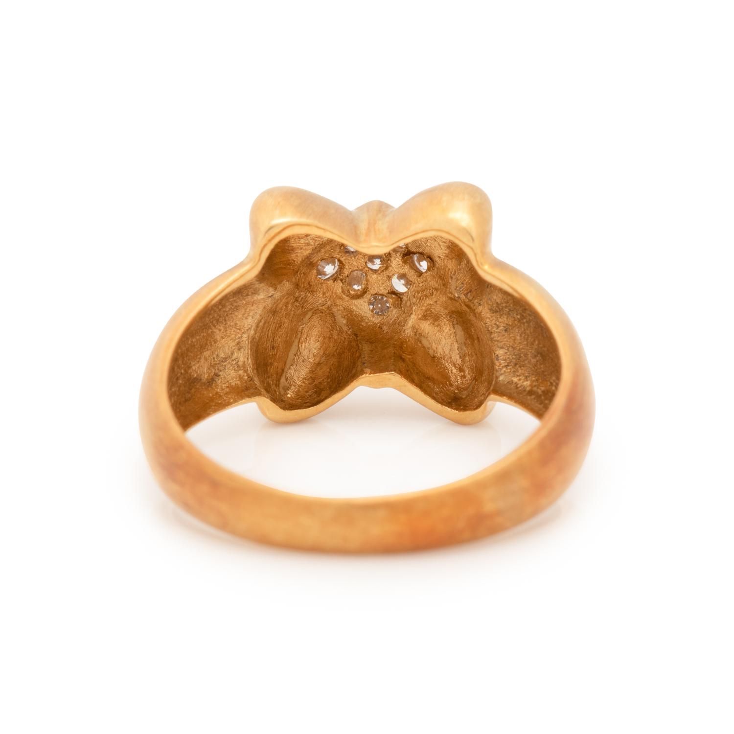 YELLOW GOLD AND DIAMOND RING