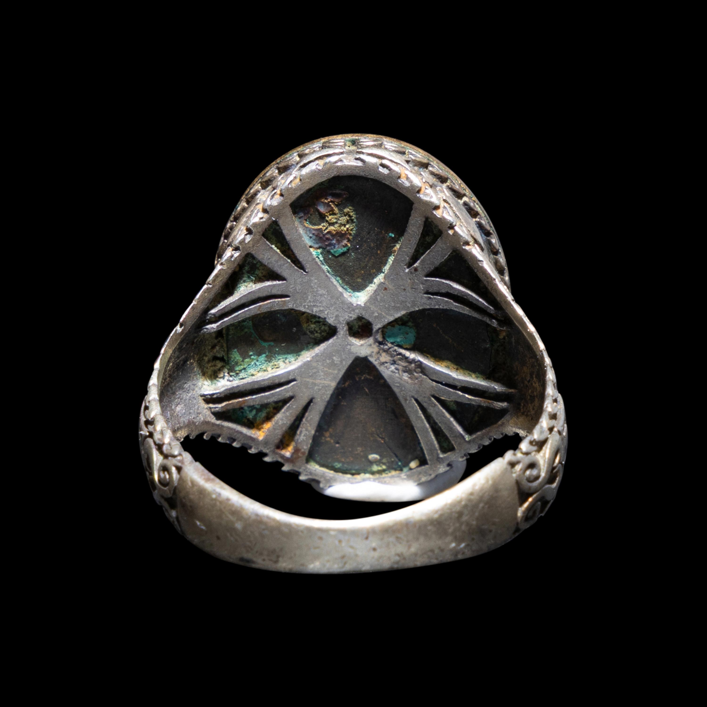 A Sicilian Electrum and Onyx Signet Ring of a Templar Grand Master