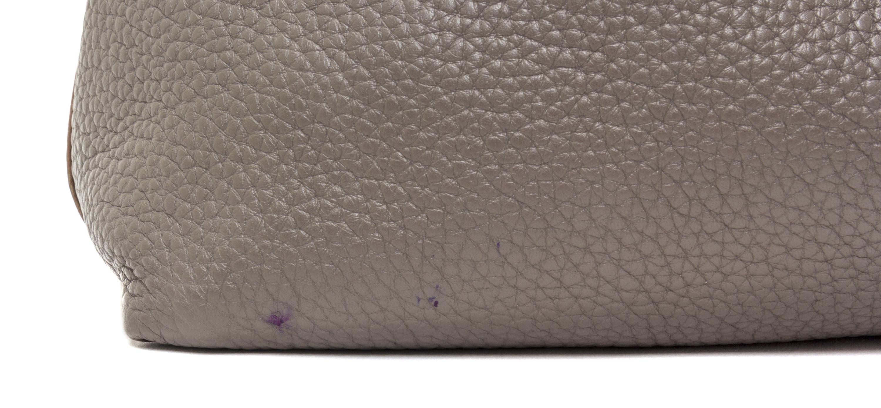 An Hermes Etoupe/Ebene 45cm Taurillon Clemence Double Sens Tote, 17.5" x 15.5" x 5".