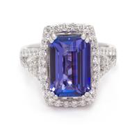 TANZANITE AND DIAMOND RING