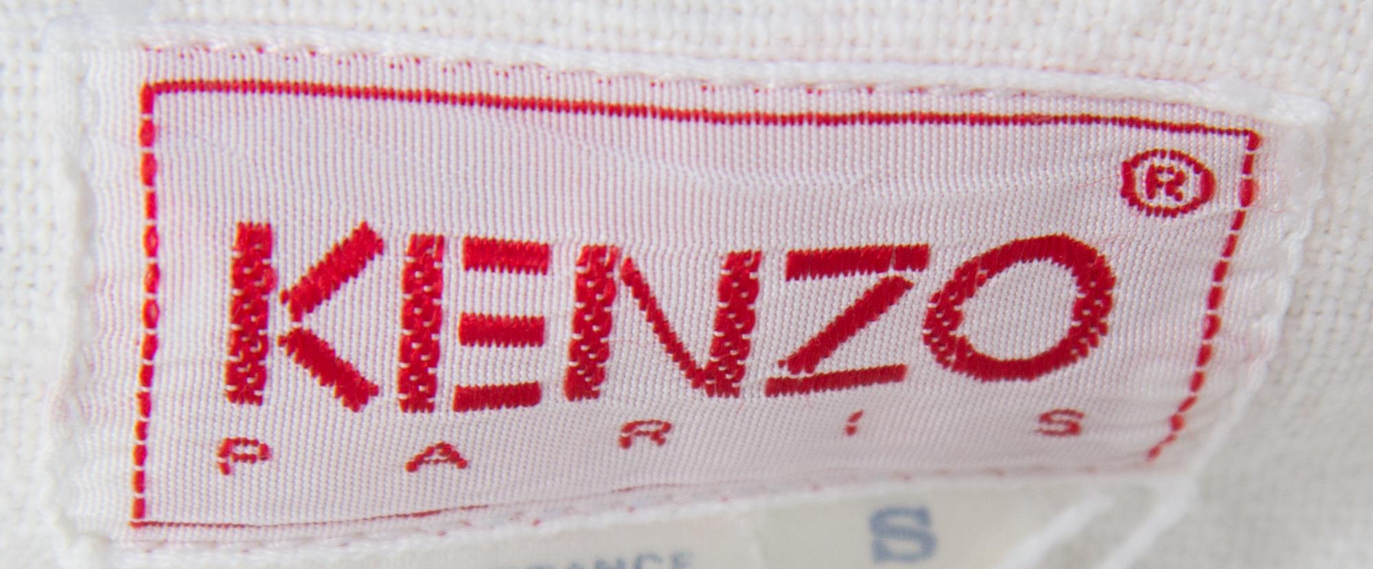 A Kenzo White Linen Suit, Jacket size S, skirt size 40.