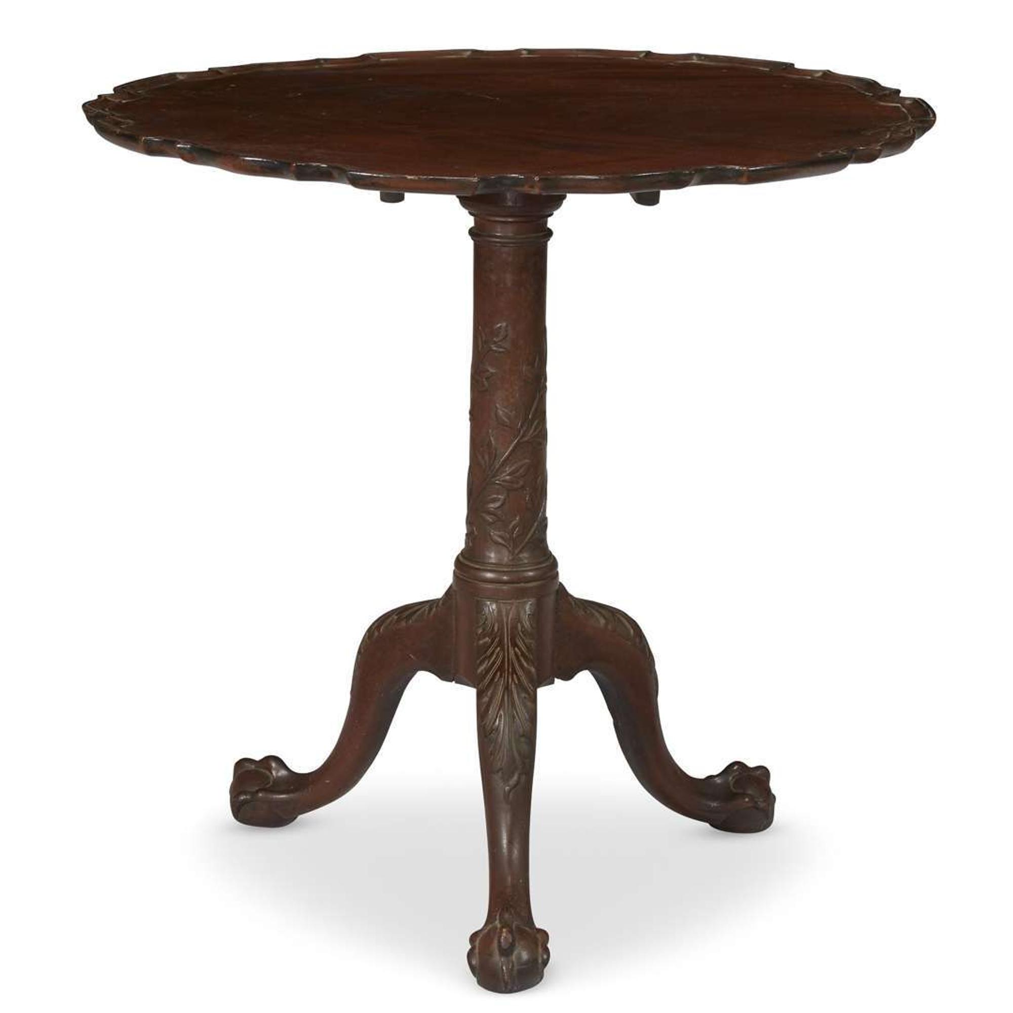 Chippendale mahogany tilt-top tea table 18th century