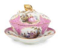 A Meissen Porcelain Sauce Tureen with Undertray