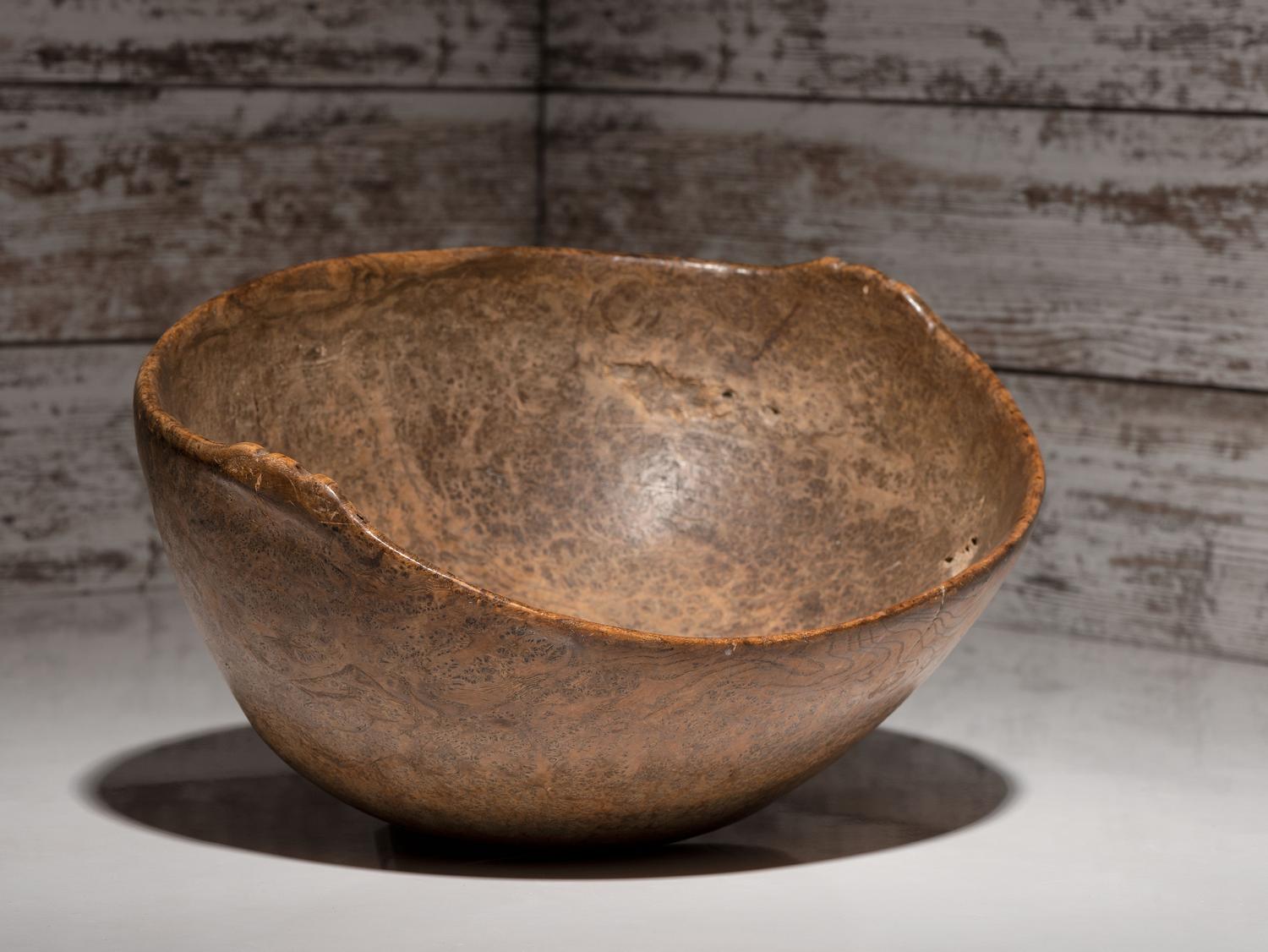 Northeastern Ash Burl Bowl, with Carved Crests