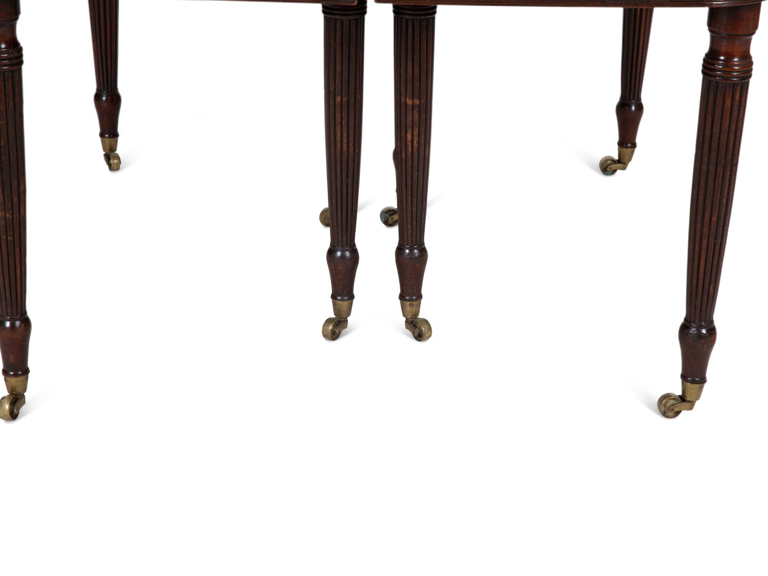 A Regency Mahogany Dining Table