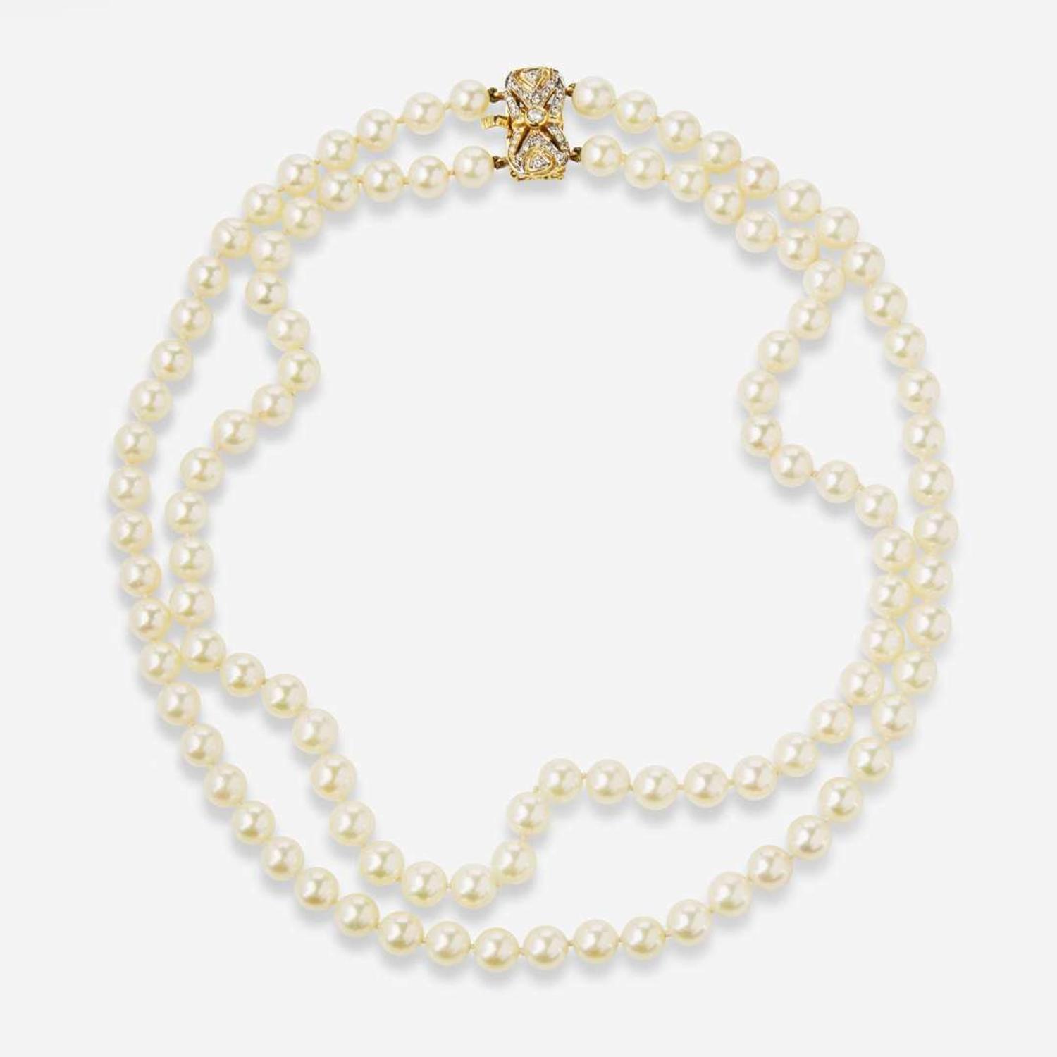 A Set of Pearl and Diamond Necklace and Earrings
