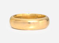 A 14K Yellow Gold Victorian Bangle Bracelet
