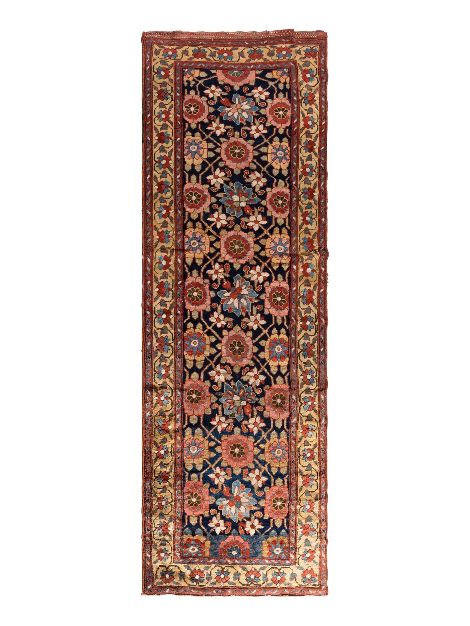 A Kurdish Kolyai Wool Runner