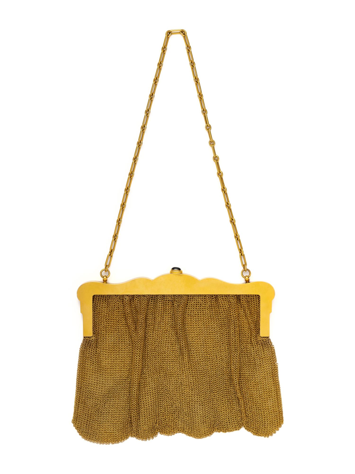ANTIQUE, YELLOW GOLD, DIAMOND AND SAPPHIRE MESH PURSE