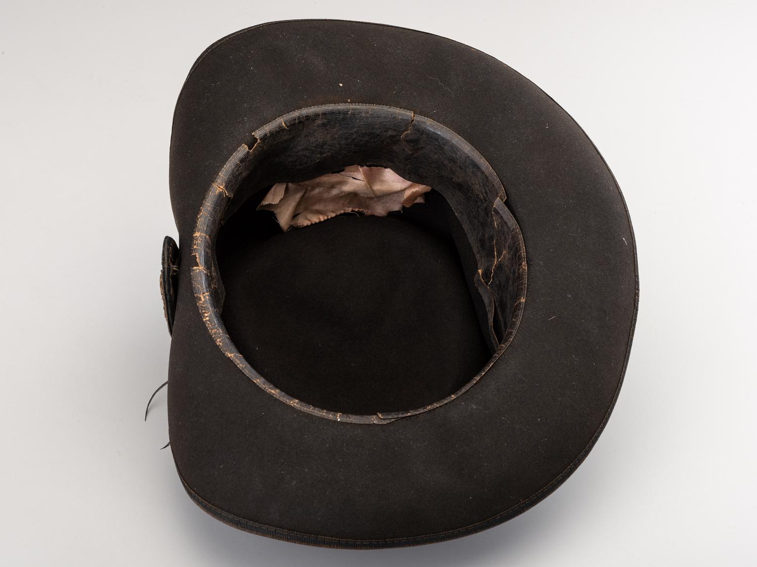 [CIVIL WAR]. Civil War US Officer's slouch hat with regimental number 104.
