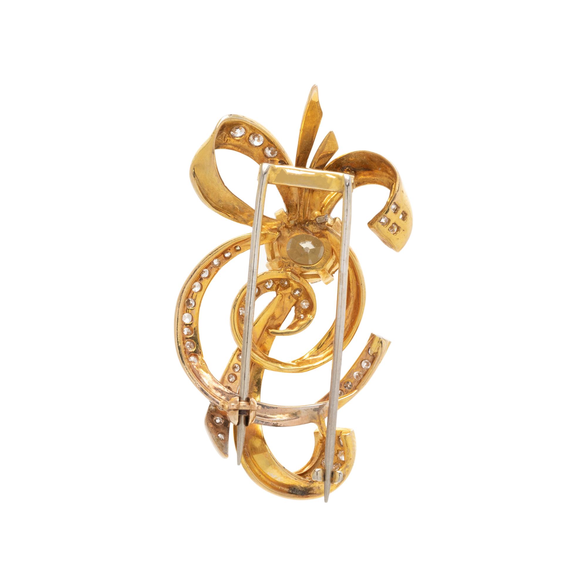 YELLOW GOLD AND DIAMOND BROOCH