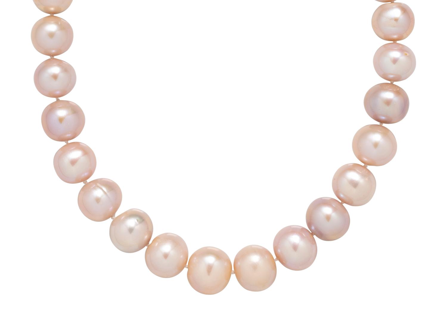 CULTURED PEARL NECKLACE