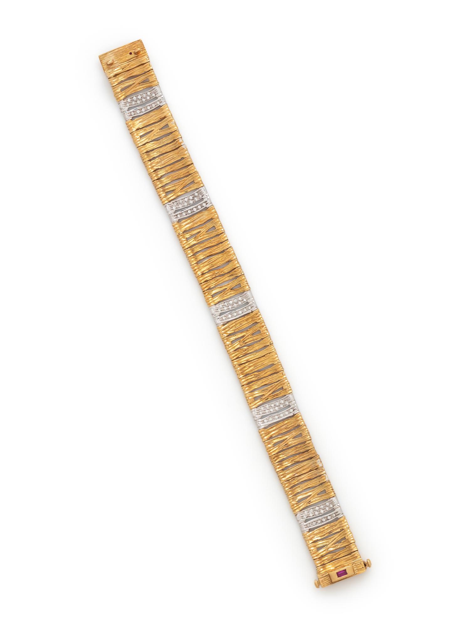 ROBERTO COIN, BICOLOR GOLD AND DIAMOND 'ELEPHANT SKIN' BRACELET