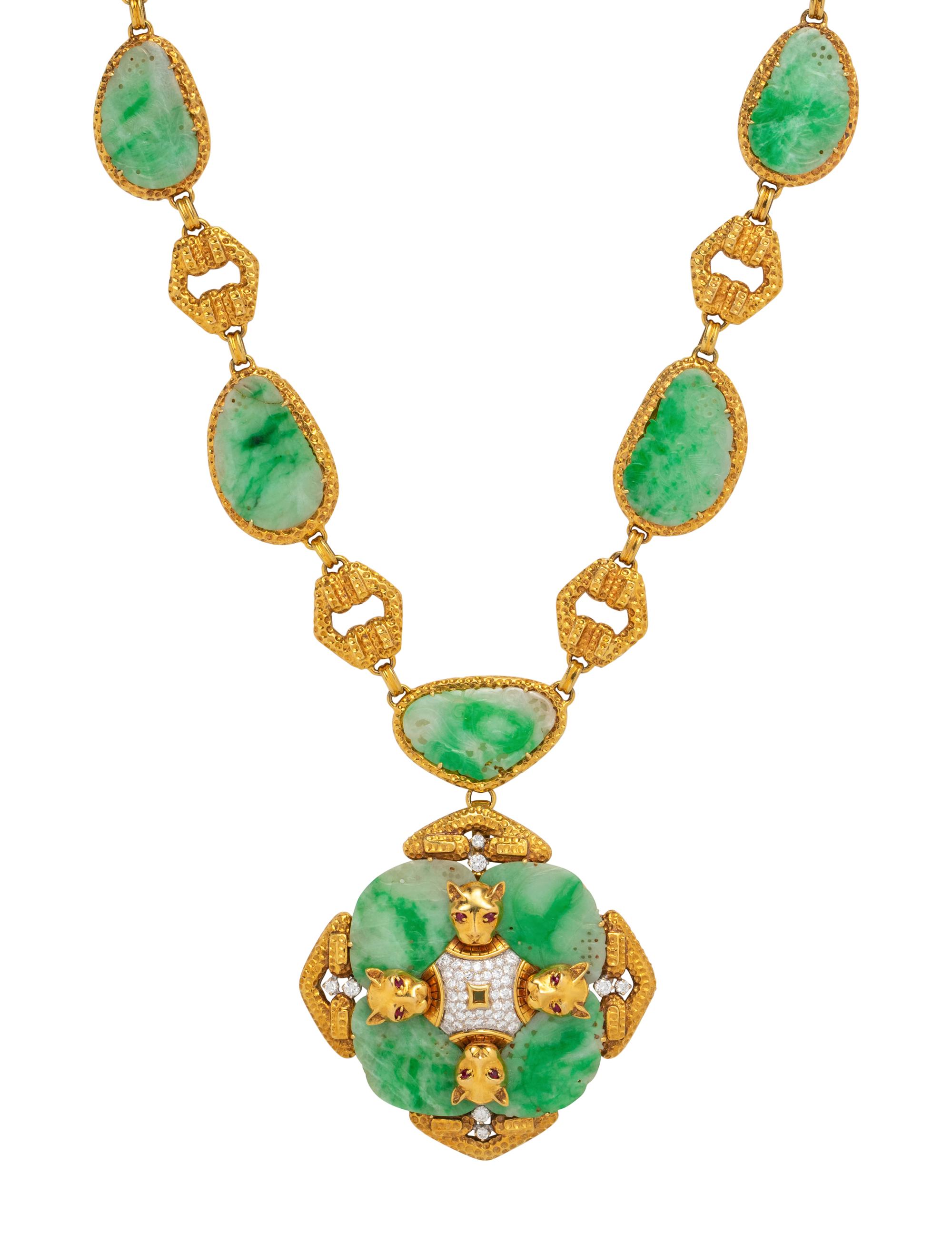 TRIO, CONVERTIBLE YELLOW GOLD, JADE AND DIAMOND PENDANT/BROOCH NECKLACE